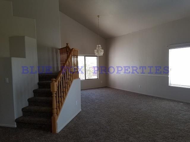 592 W Sendero Claro - Photo 2 of 16