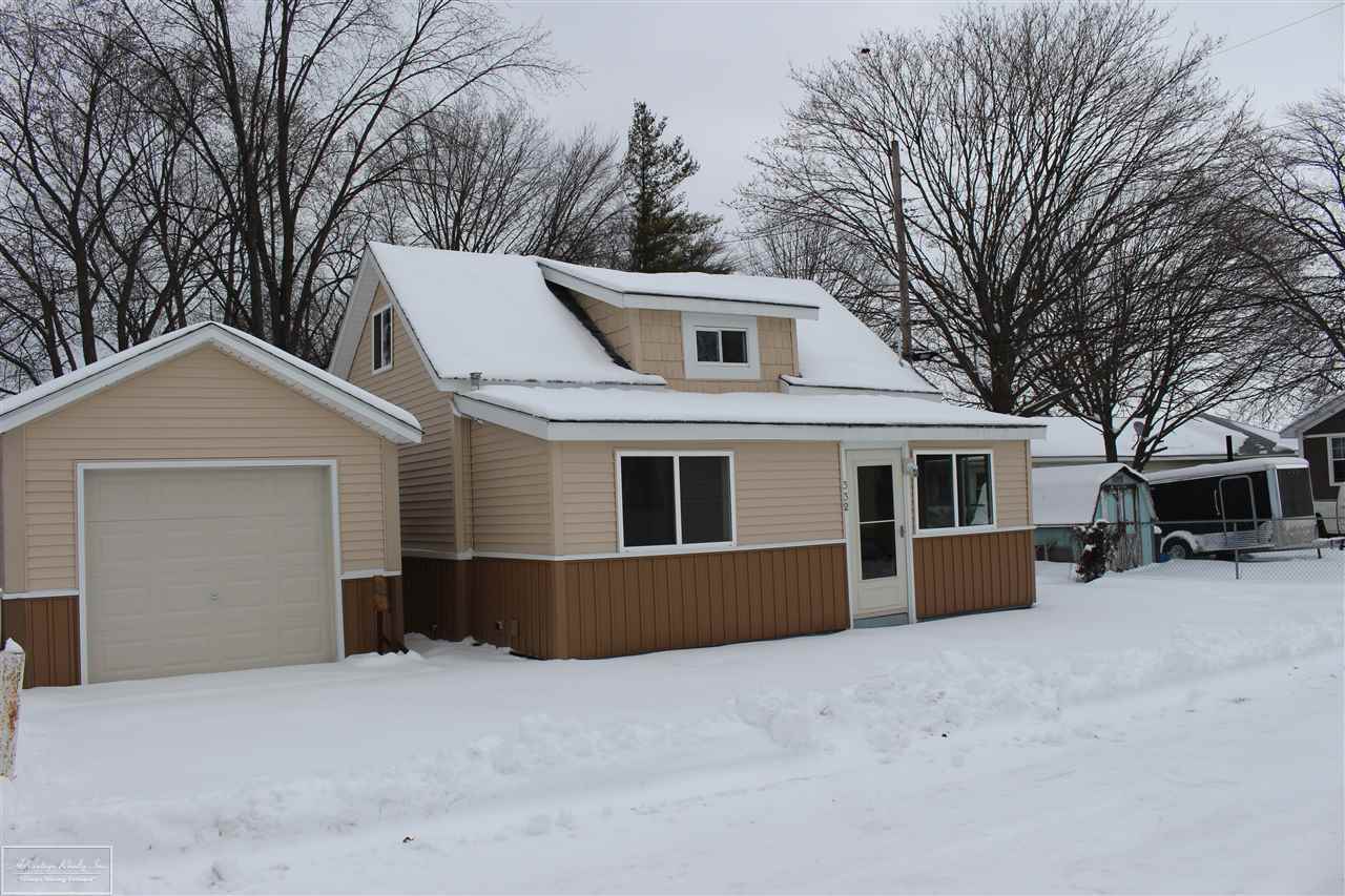 332 Martindale Ct - Photo 3 of 34