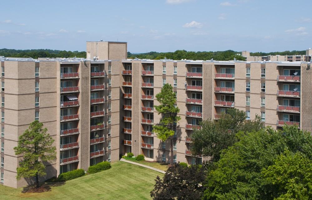 Oakcrest Towers Apartments for Rent 2100 Brooks Drive, Forestville