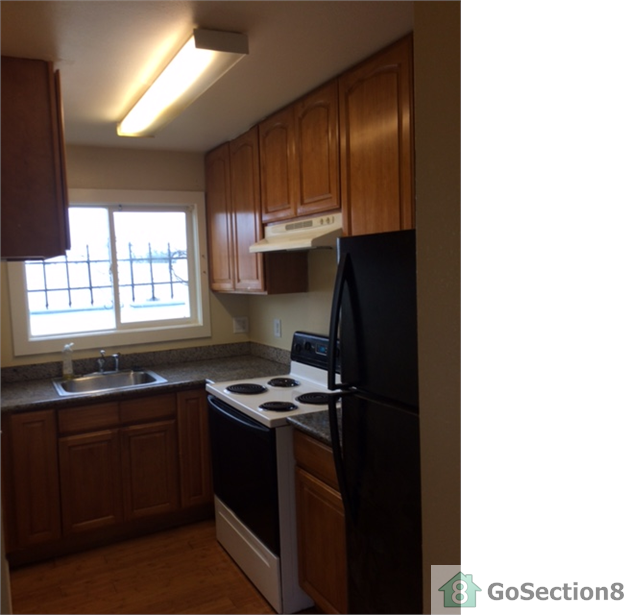 9227 C St - Photo 3 of 5