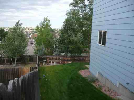 4935 Ardley Dr - Photo 2 of 13