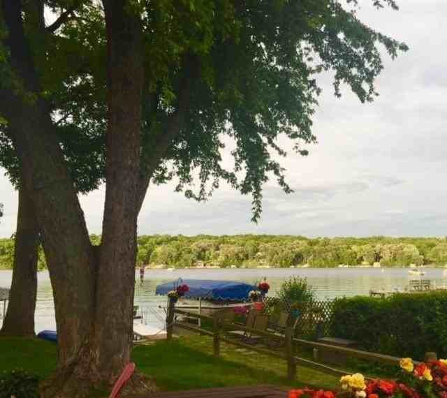 1553 Milwaukee St - Photo 3 of 11