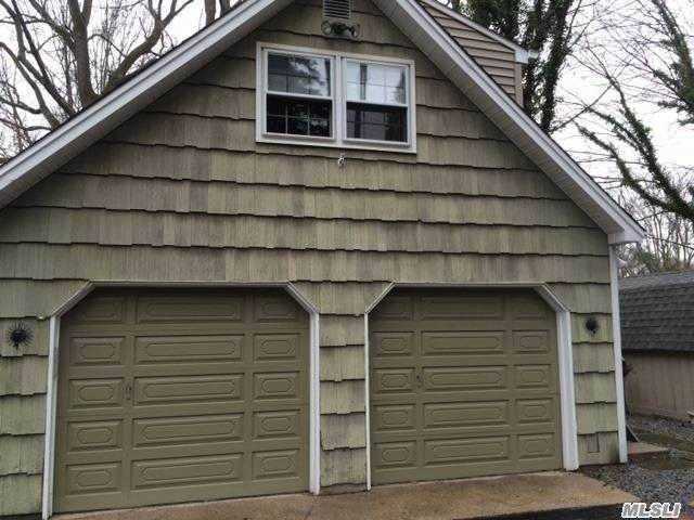 7 Sunken Meadow Rd - Photo 2 of 9