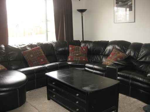 7433 Jay Ct - Photo 3 of 8