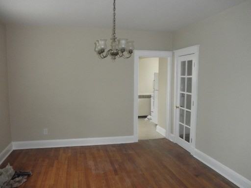 3403 Roselawn Ave - Photo 3 of 10