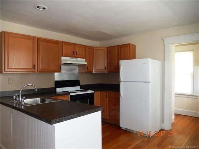 36 Elm St - Photo 3 of 13