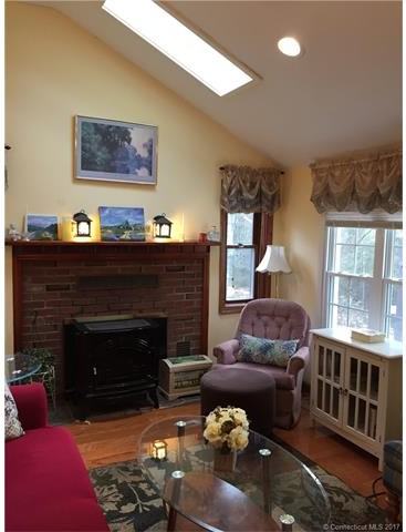 68 S Shore Dr - Photo 3 of 18