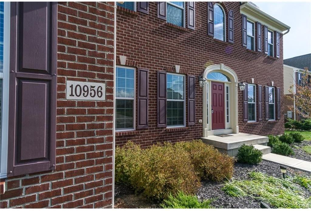 10956 Cobble Brook Dr - Photo 3 of 24