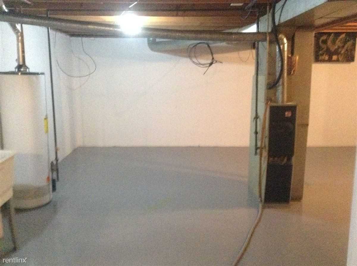 Oak Tree V - Photo 3 of 5