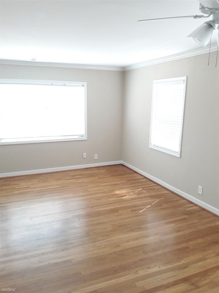 Southern Court - Photo 2 of 16