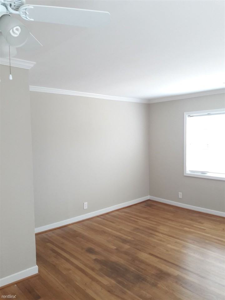 Southern Court - Photo 3 of 16