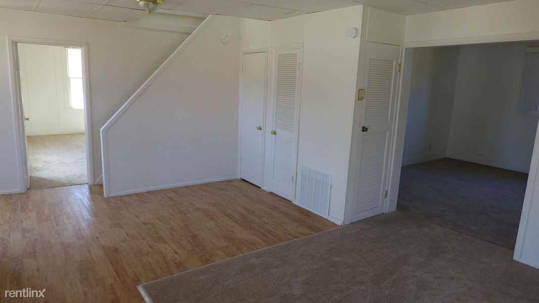 110 East St - Photo 2 of 10