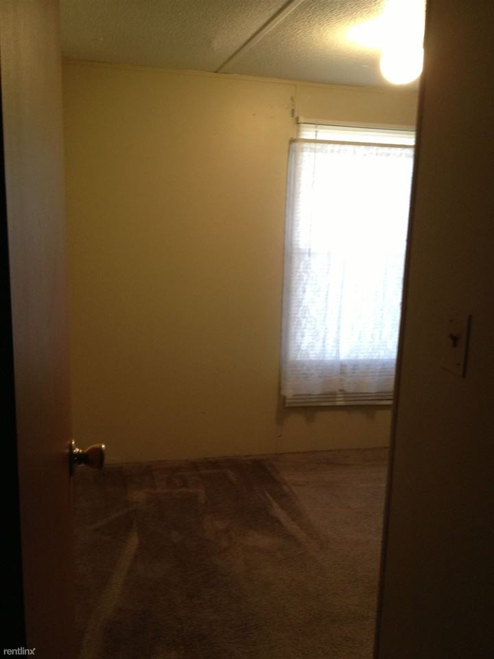 4840 Shady Rd - Photo 3 of 5