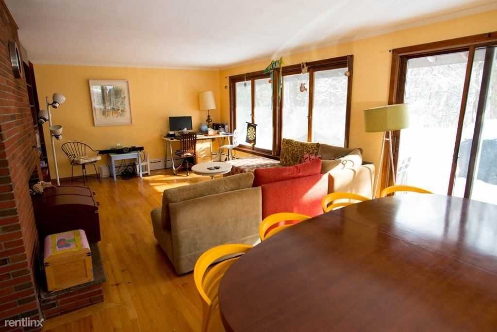 223 Grove St - Photo 3 of 29