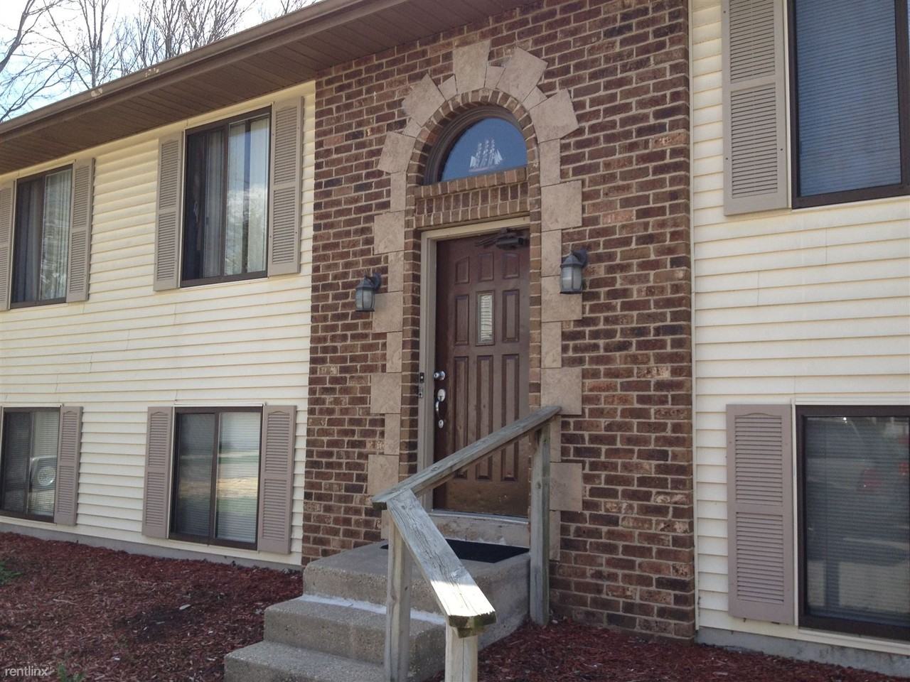 3528 Marine St SW - Photo 2 of 13