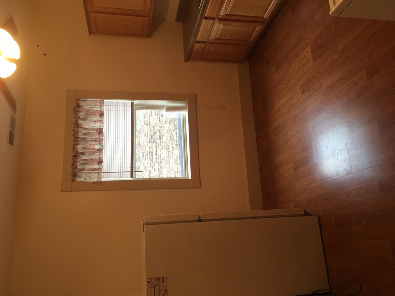 105 S 4th St - Photo 2 of 5