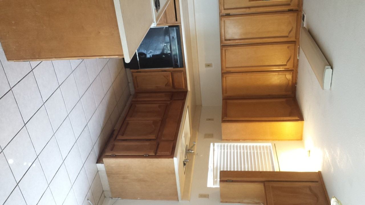 4401 Anna Ave - Photo 2 of 12