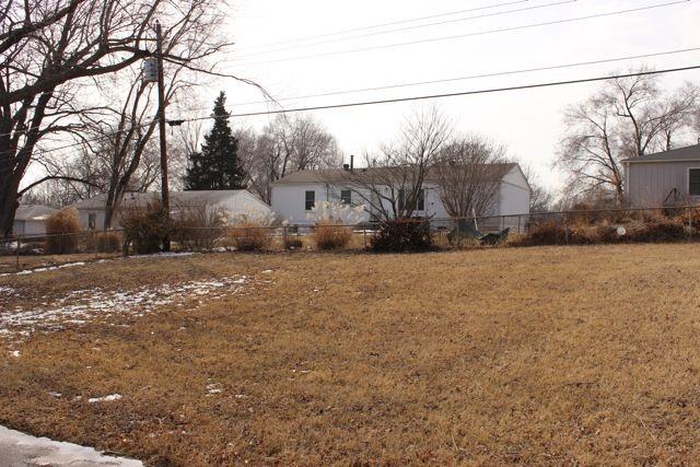 9310 Lewis Ave - Photo 2 of 5