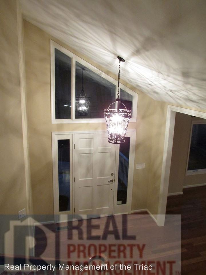 4506 Blagdon Ct - Photo 2 of 18