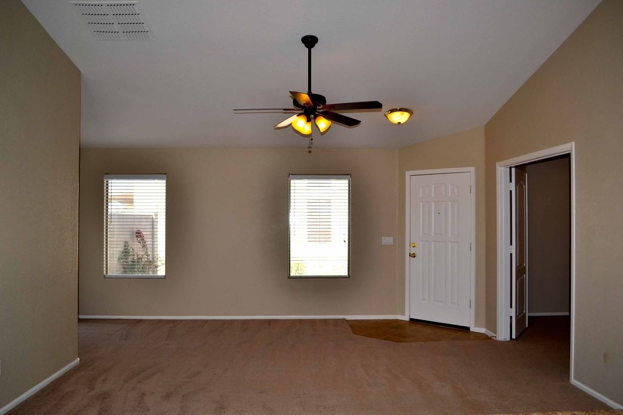 4128 E Copper Rd - Photo 2 of 12