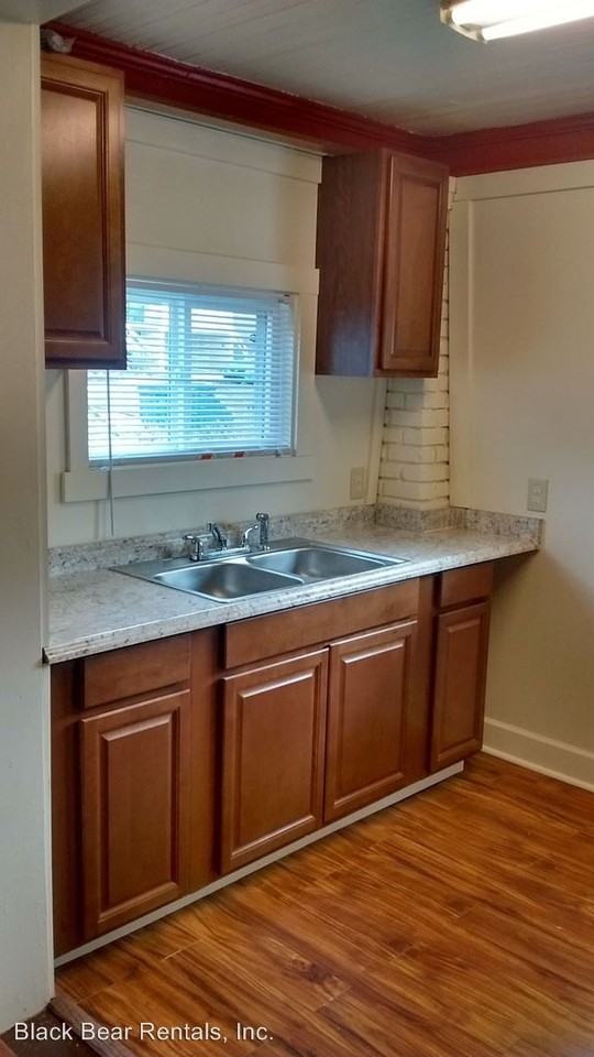 17 Clyde St - Photo 3 of 14