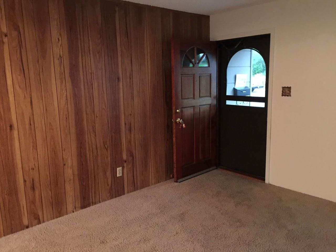 257 Edinburgh Ave - Photo 3 of 12