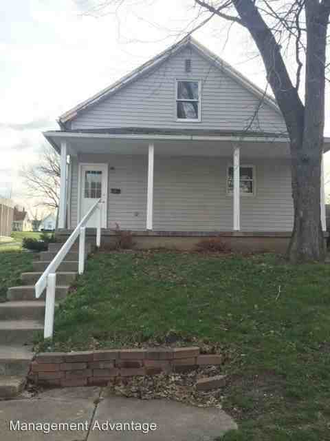 1513 N 10th St - Photo 2 of 10