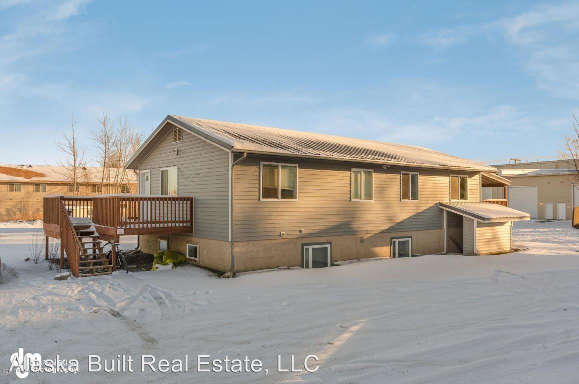 240 E Susitna Ave. - Photo 3 of 54