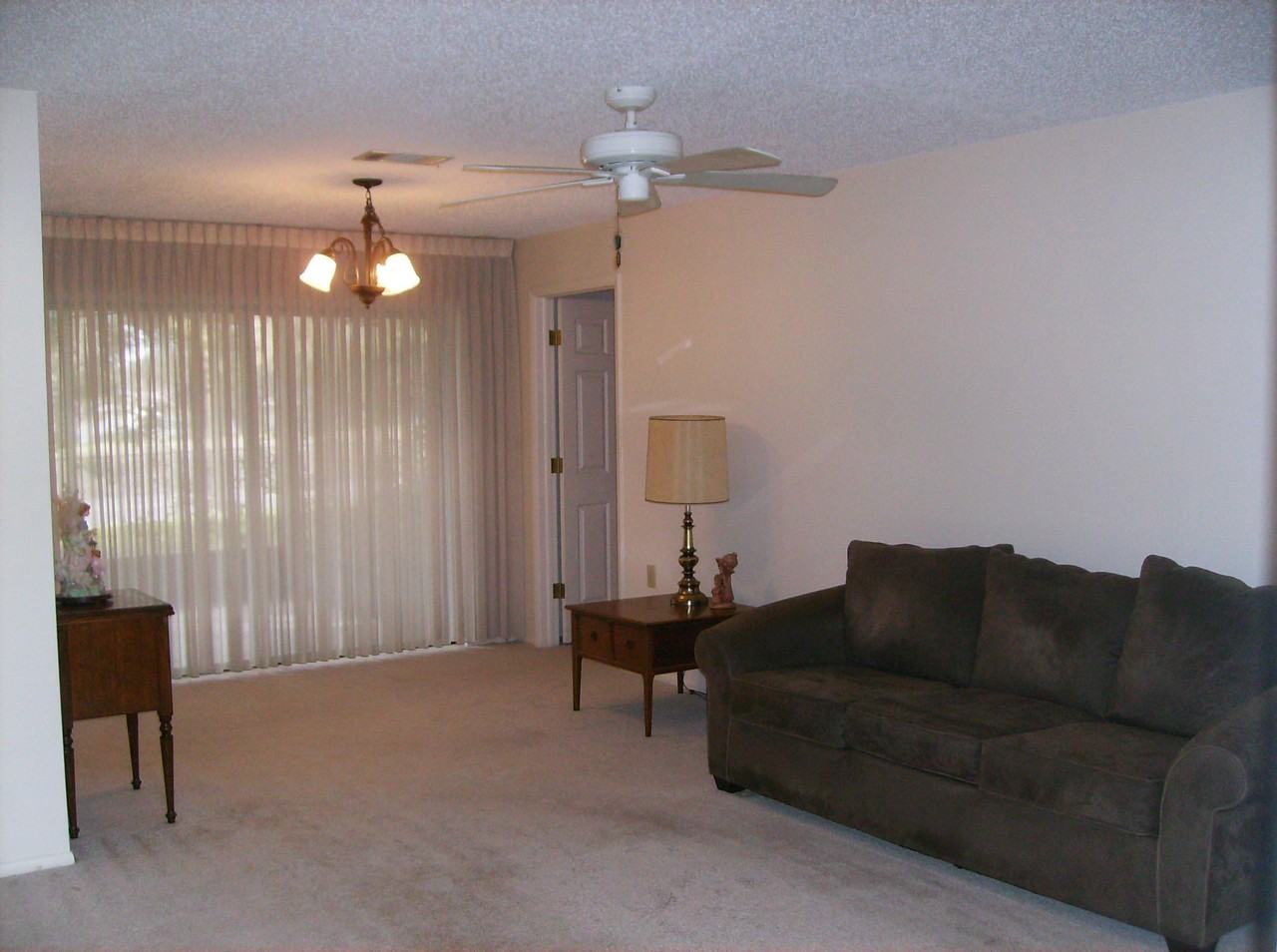 11030 Elderberry Dr - Photo 2 of 16