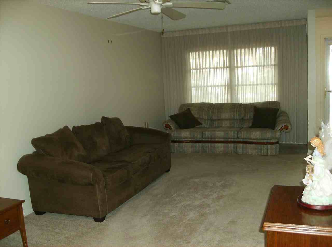 11030 Elderberry Dr - Photo 3 of 16