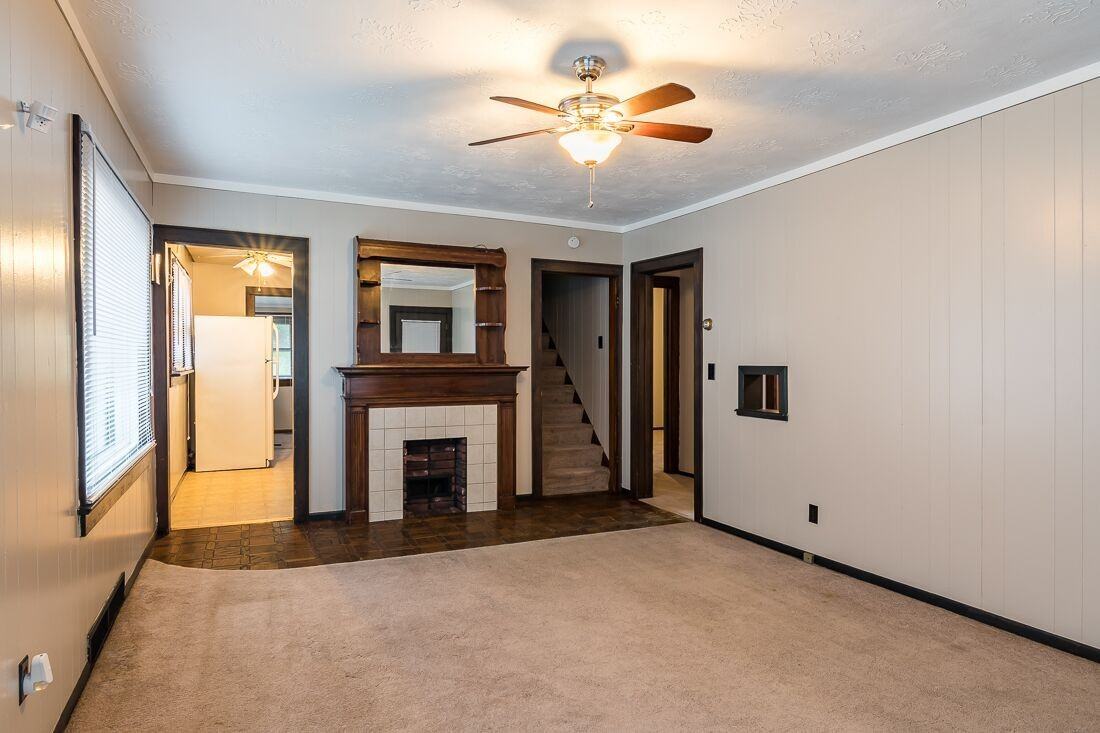 519 4th St - Photo 3 of 9