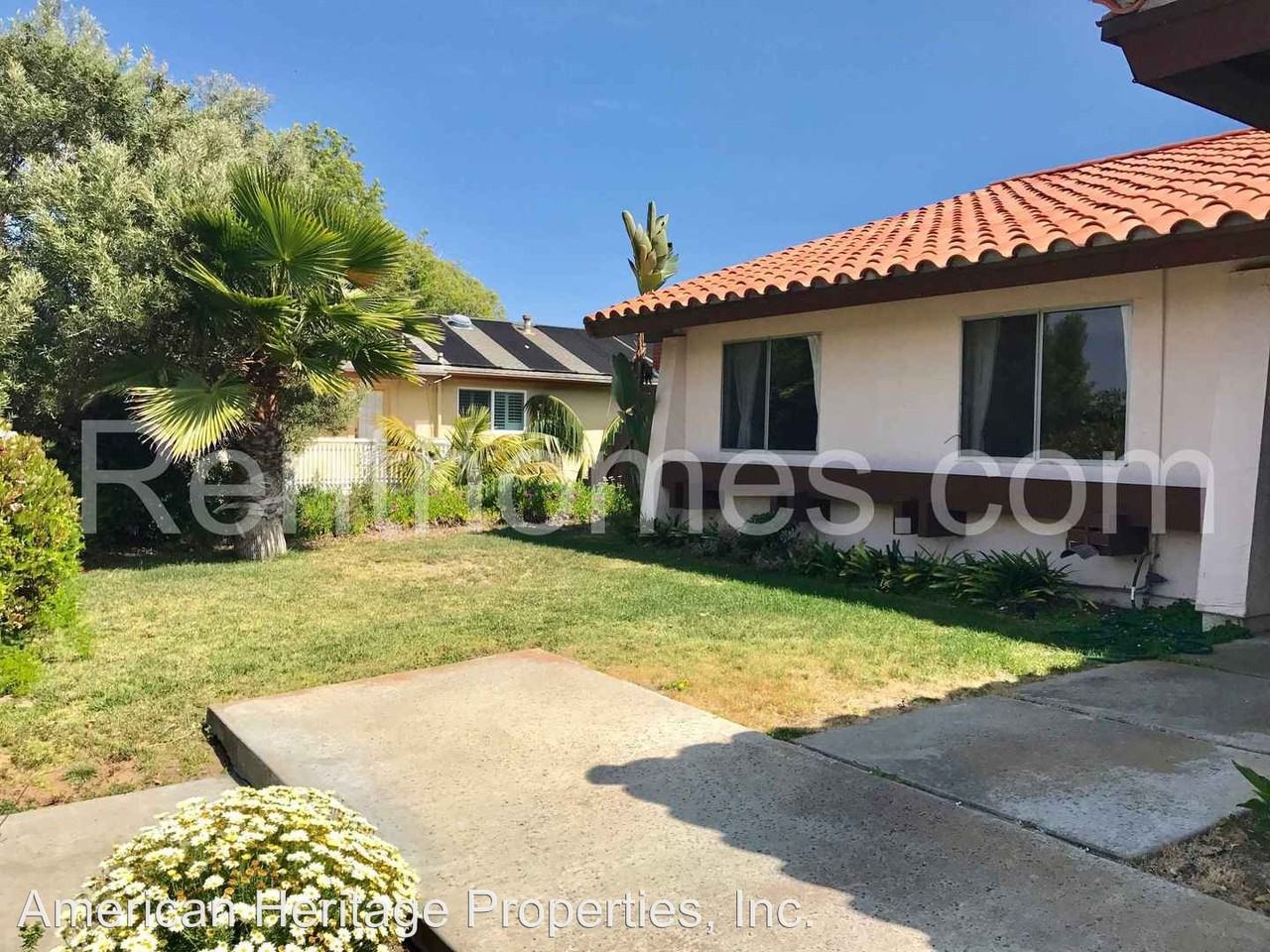 1981 Bahia Way - Photo 2 of 23