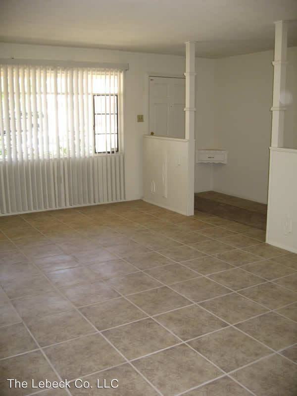 9416 Arvada Ave NE - Photo 2 of 12