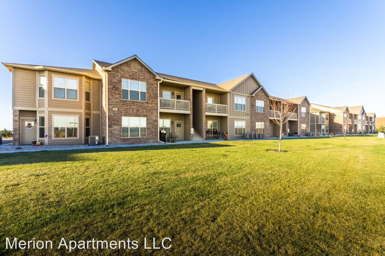 5830 Players Terrace - Photo 2 of 15