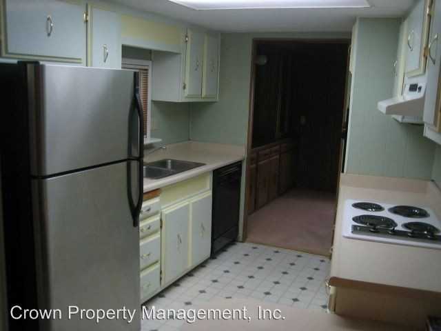 40665 Forrest Way SE - Photo 2 of 15