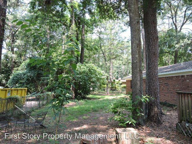 1605 Sharon Rd - Photo 3 of 20