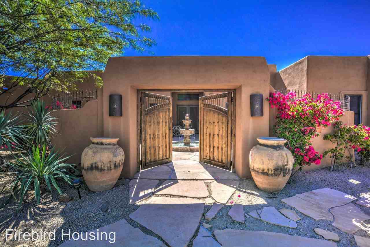 22050 N 90th St - Photo 2 of 50