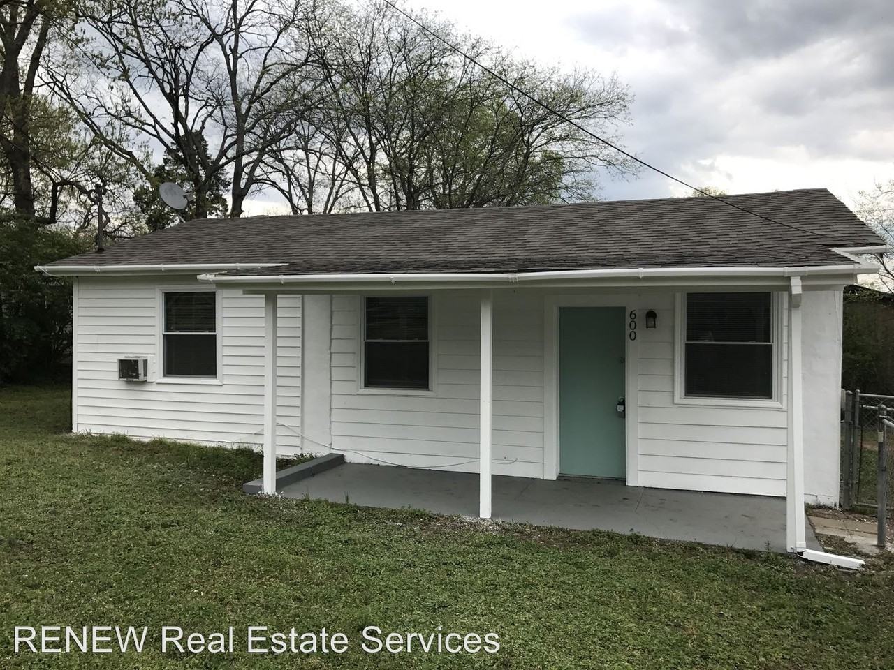 600 Bixler Ave - Photo 3 of 12