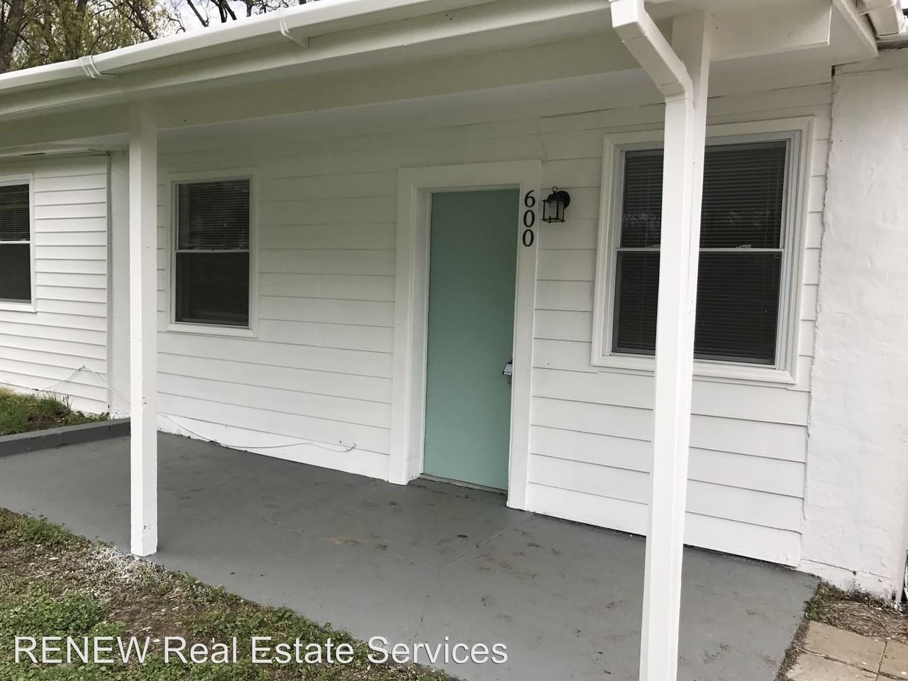 600 Bixler Ave - Photo 2 of 12