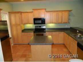 302 NW 27th Terrace - Photo 2 of 17