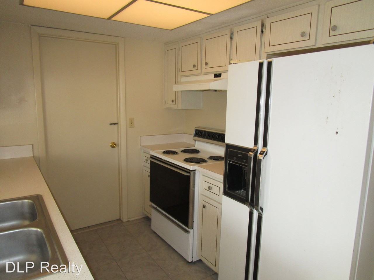 49 Cindy Ln - Photo 2 of 14