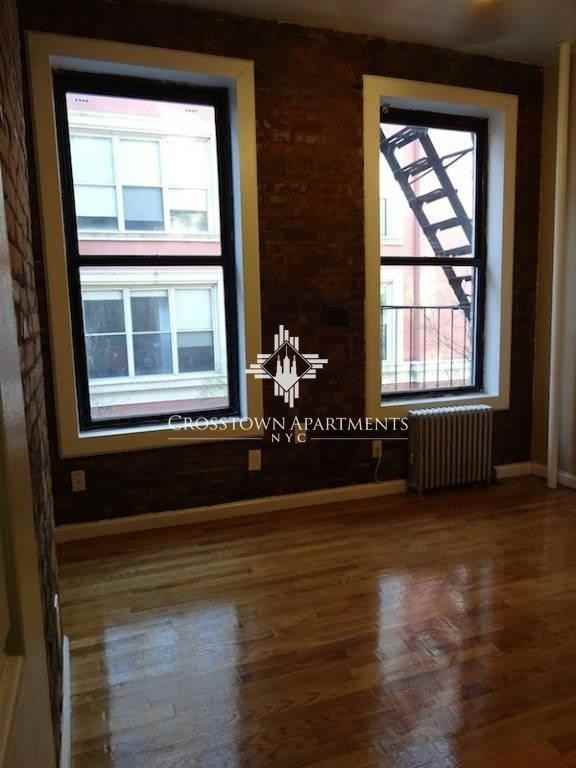 Rivington St - Photo 2 of 5