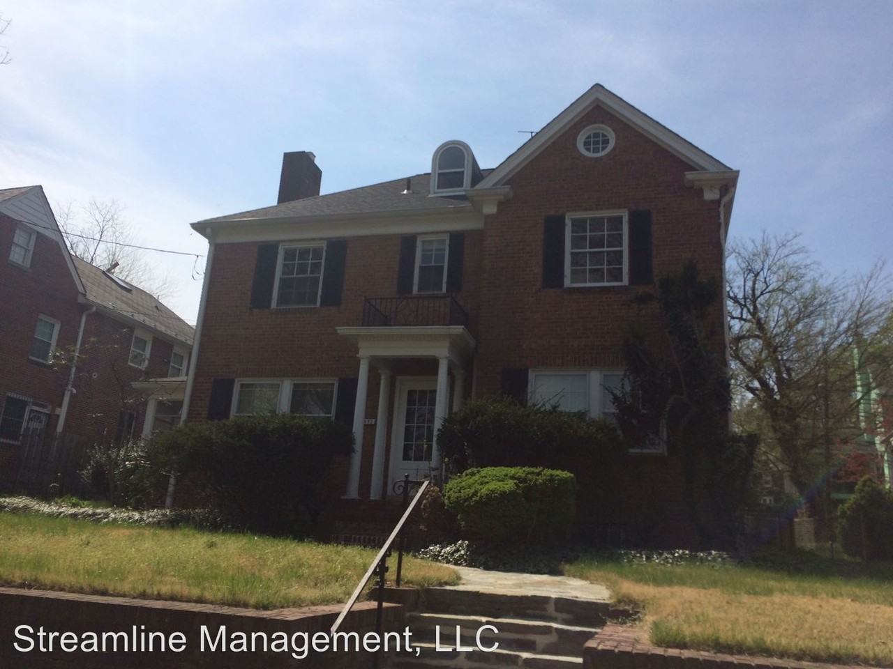 1332 Locust Rd NW - Photo 2 of 23