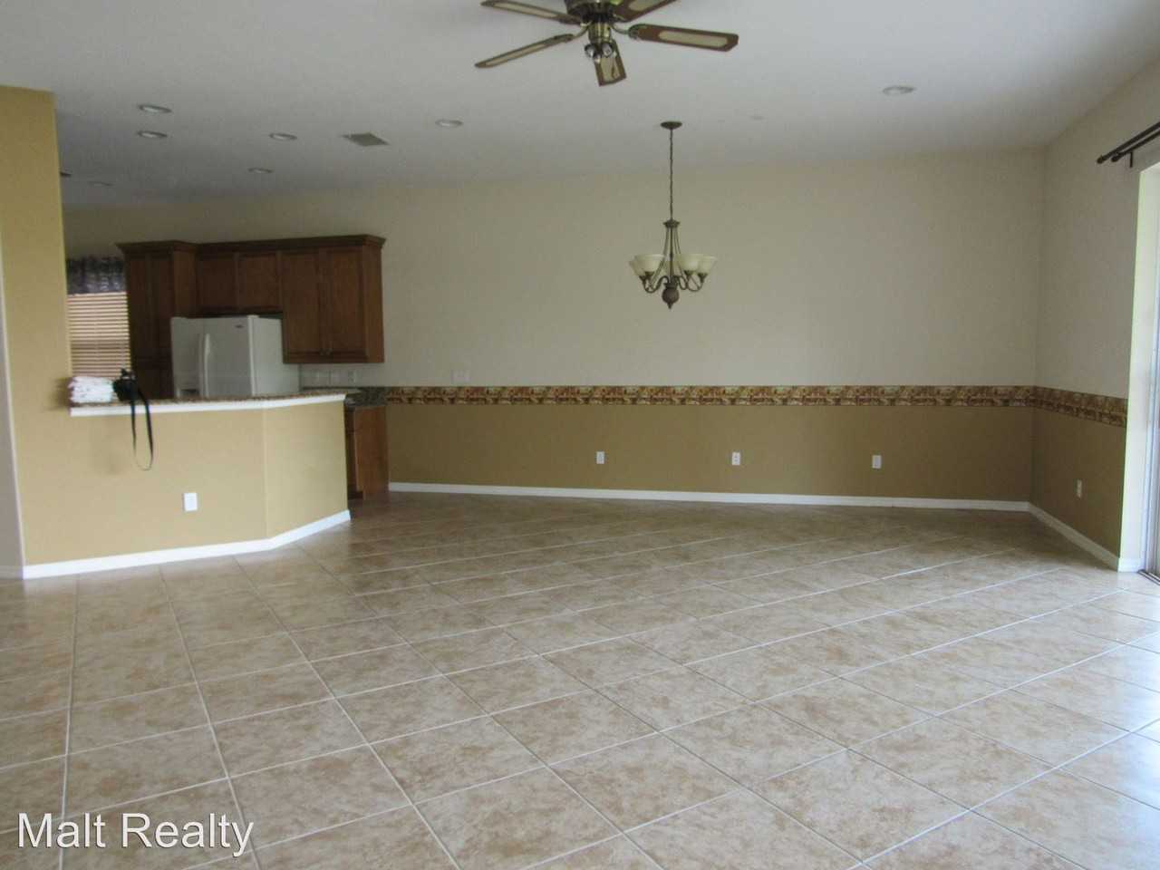 8533 Pegasus Dr - Photo 3 of 21