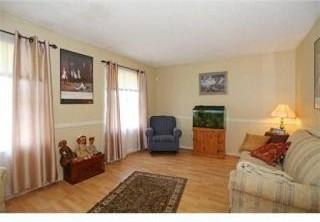 7 Vinal St - Photo 3 of 7