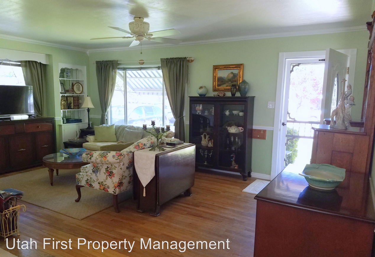 291 N 800 W - Photo 2 of 15