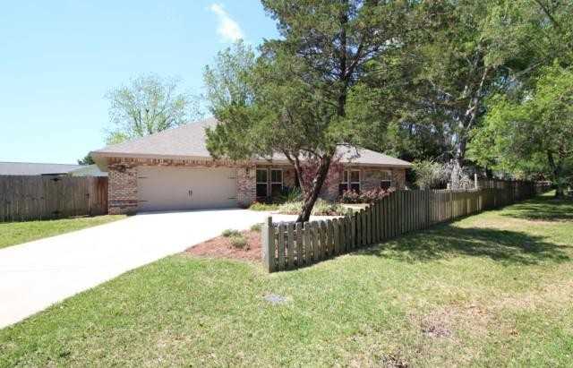 598 Emerald Ln - Photo 2 of 32