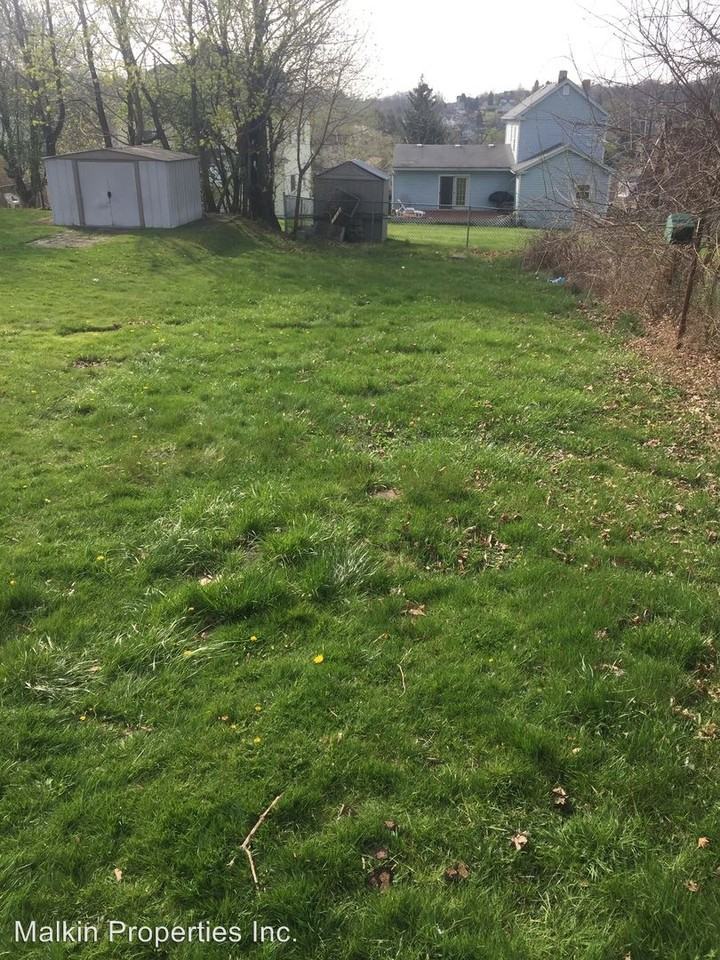 177 Magnolia St - Photo 3 of 8