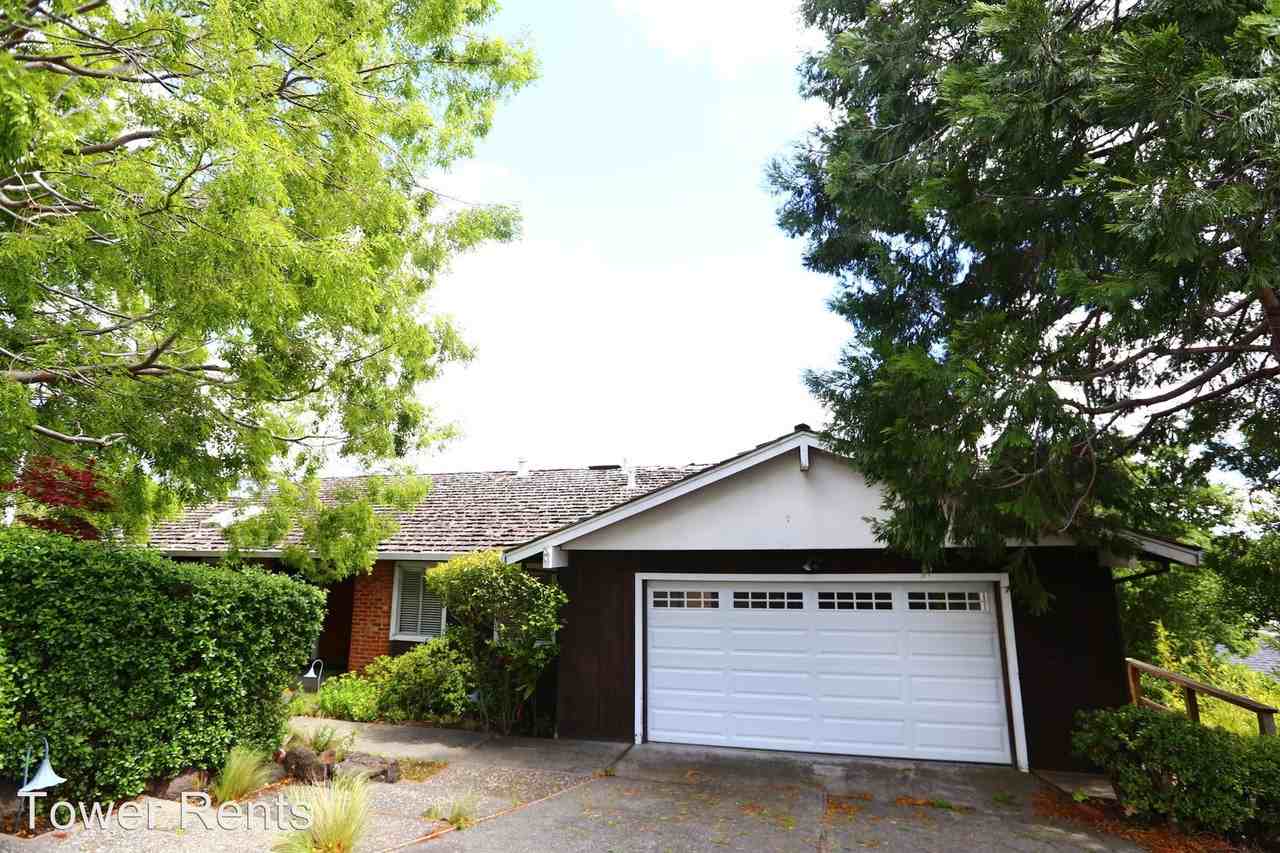 360 Eliseo Dr - Photo 2 of 20