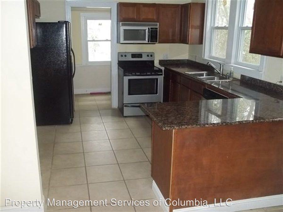 1515 Fairview Dr - Photo 2 of 9